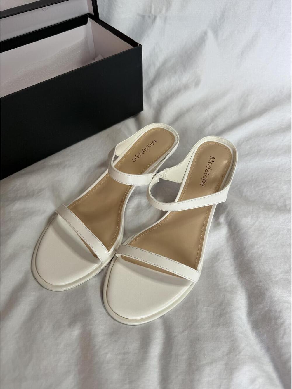 Modatope White Strap Sandals for Women Size 9